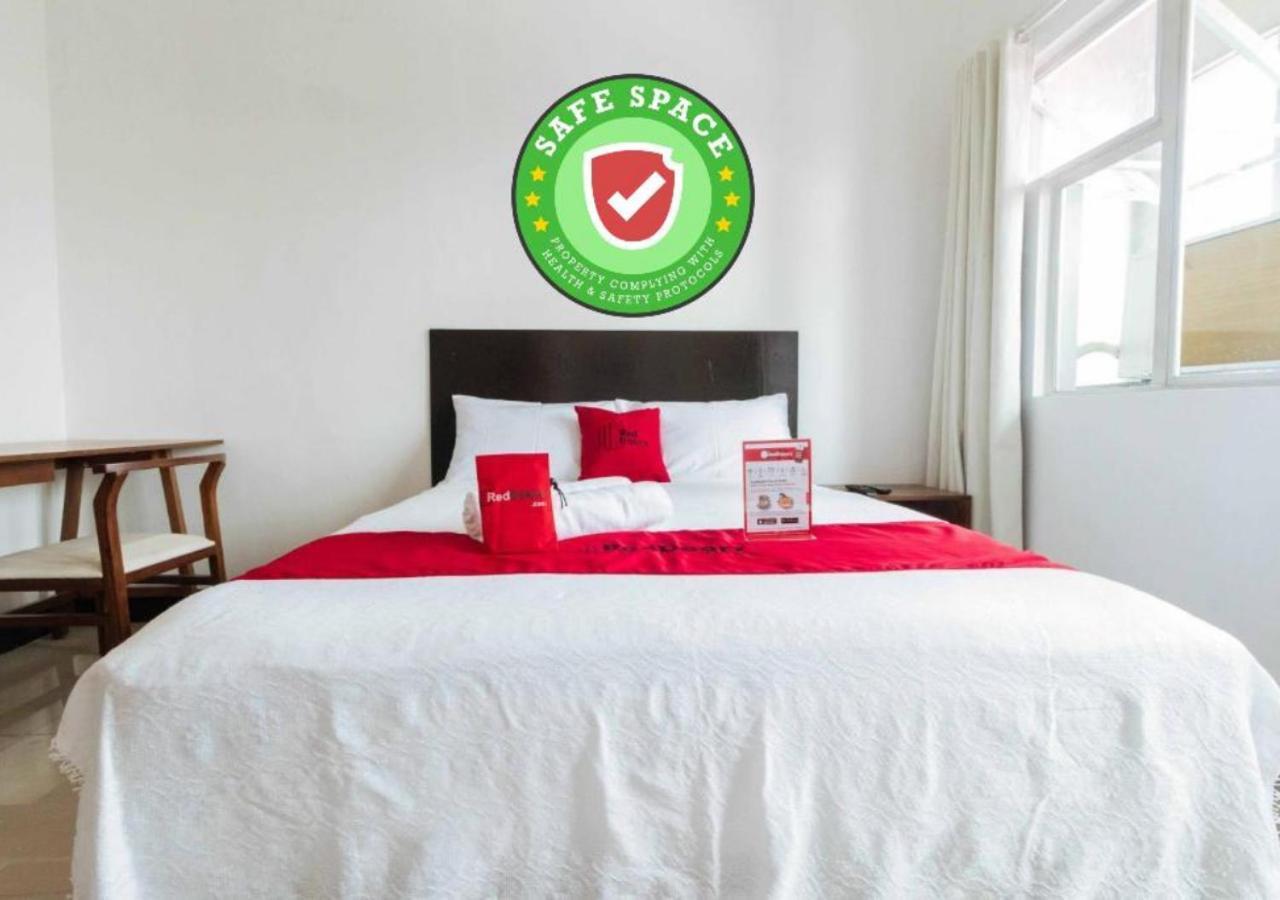 Reddoorz Plus At Banawe Ciudad Quezon Exterior foto