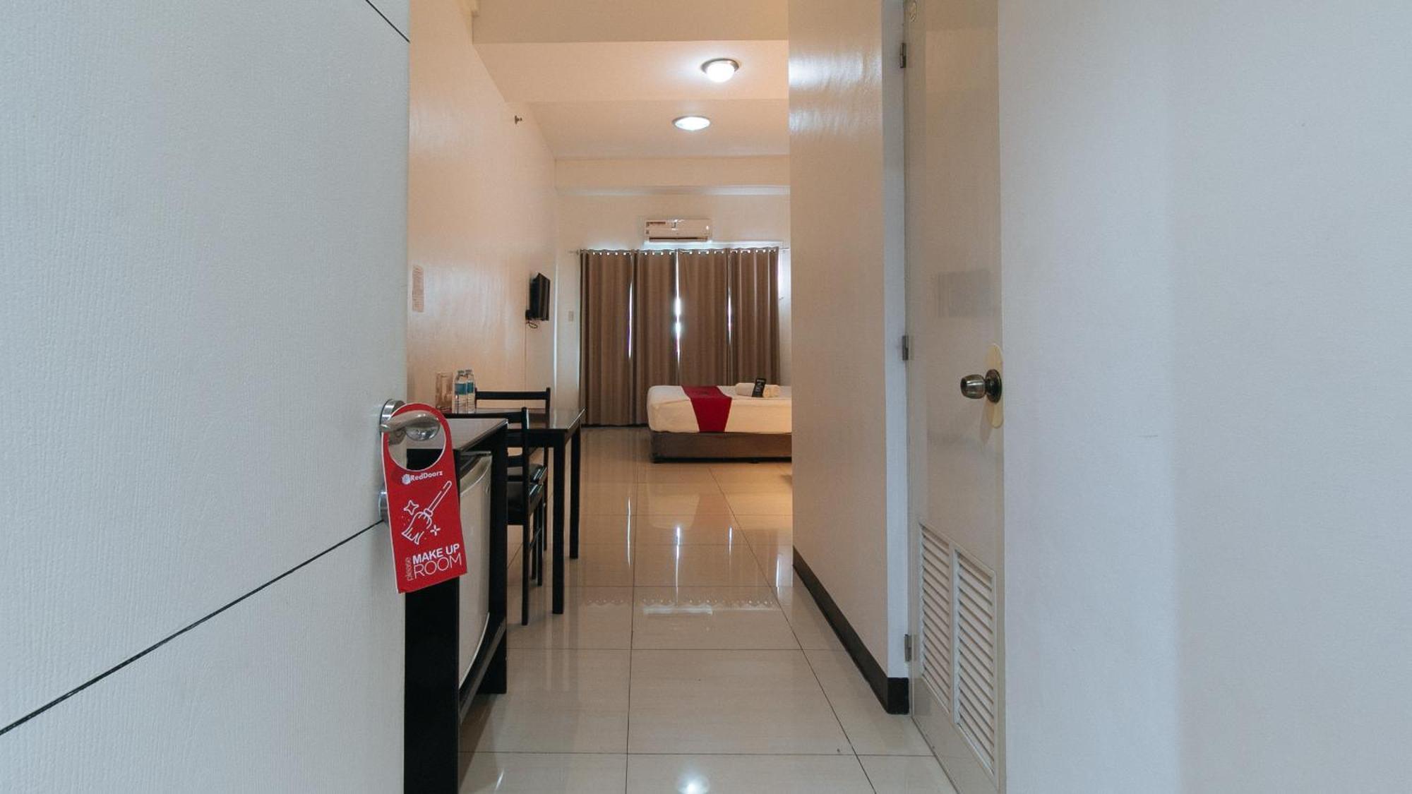 Reddoorz Plus At Banawe Ciudad Quezon Exterior foto